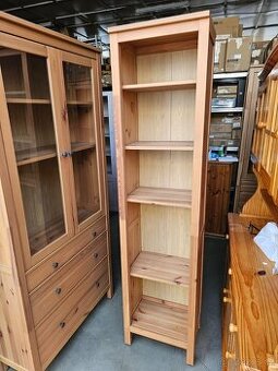 KNIHOVNA IKEA HEMNES