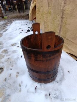 Stará dřevěná káď v perfektním stavu