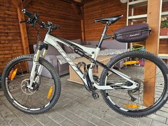 Celoodpružené horské kolo Scott Spark 30