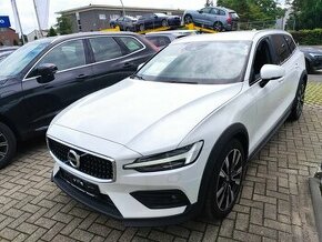 Volvo V60 Cross-Country PRO D4 AWD