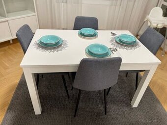 jídelní stůl Ikea