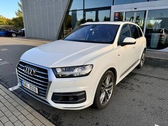 Audi Q7, 3.0 TDI QUATTRO 3x S-Line 7 míst DPH Výbava
