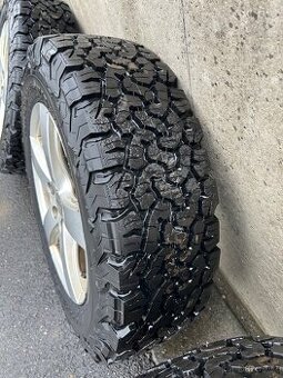 Pneu 215/65 R16