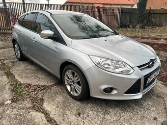 Ford Focus Hatchback,1.0Benzin, 92kW, r.v.2013, 211894km