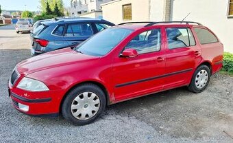 Škoda Octavia II na náhradní díly