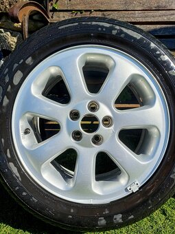 Sada kol Laurin a Klement Octavia 1 5x100 6,5x16 ET 42