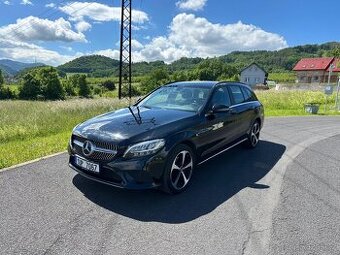 Mercedes C 200 118 kwt 2019 parkovací asistent