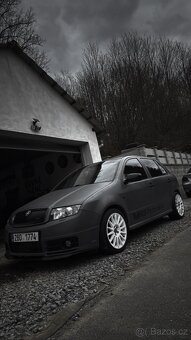 • Škoda Fabia 1.9 TDI RS 290HP