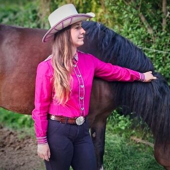 Western show halenka - 1
