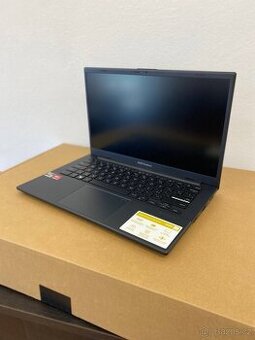 Notebook ASUS VivoBook Go 14 - AMD R3/8GB/512GB/WIN 11