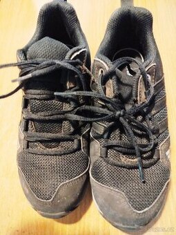 sportovní boty ADIDAS vel. 32