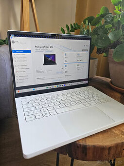 ASUS ROG Zephyrus G14 2023 - RTX 4060, AMD Ryzen 9, 1TB SSD