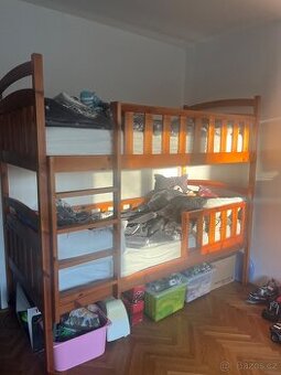 Patrová postel masiv