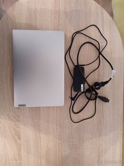 Notebook Lenovo Ideapad a tiskárna Canon Pixma TS 3350