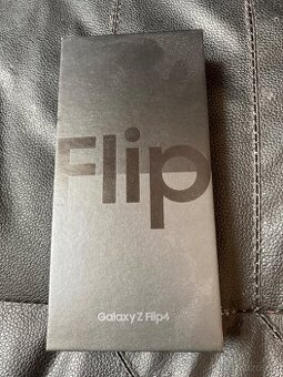 Galaxy Z Flip 4 - 1