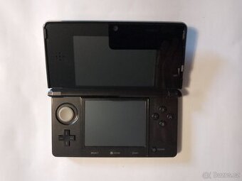 Nintendo 3DS + 64GB SD card s hrami