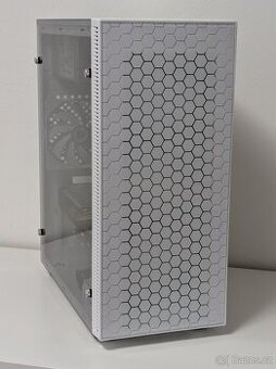 Levný herní počítač RX 580 8GB + Ryzen 5 3600, Windows 11