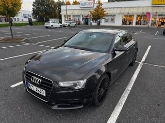 Audi A5 Sportback 2.0 TDI 130kW, SERVISNÍ KNÍŽKA