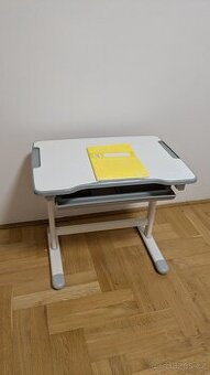 Dětský psací stůl - rostoucí ergonomický stůl