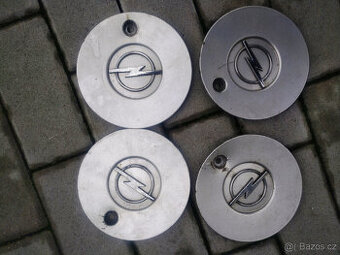 Pokličky Opel Vauxhall Vectra Calibra Tigra Corsa a další