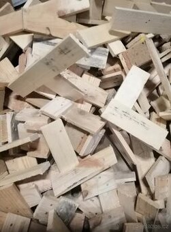 Prodám přebytek dřeva