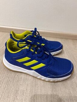Sálová obuv Adidas velikost 36