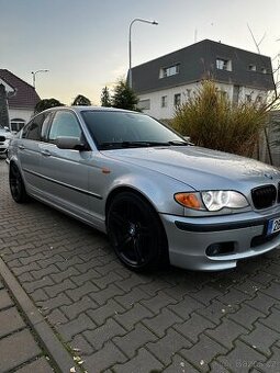 BMW e46 330i