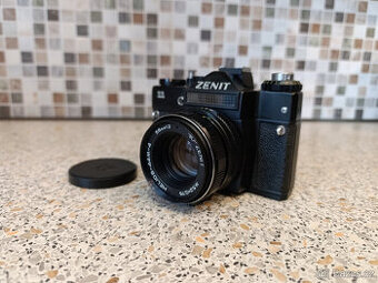 Zenit 11 + Helios 44m4 2/58 M42