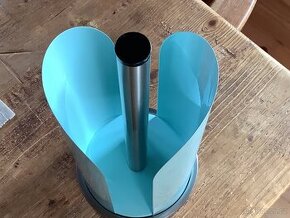 Stojan na kuchyňské utěrky