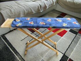 Dřevěné žehlící prkno pro holčičky