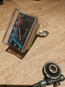 Manet Korado tachometr se šnekem