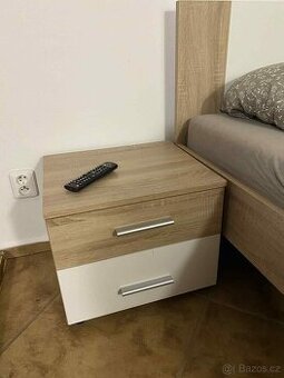2x Noční stolek