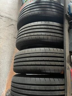 Sada letní pneu na SUV 235/65 R 18 106W EAGLE_F1_ASYMMETRIC