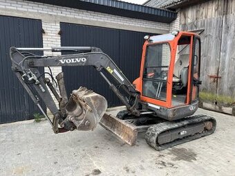 Minibagr bagr Volvo ecr38 ne bobcat.kubota.yanmar