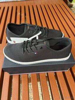 Plátěné tenisky Tommy Hilfiger, vel. 38