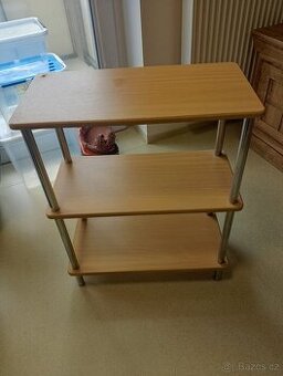 Políčková skříňka