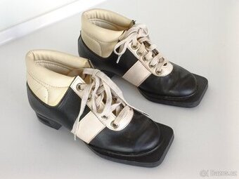 Dětské lyžařské boty na běžky č.33 Stélka 22cm