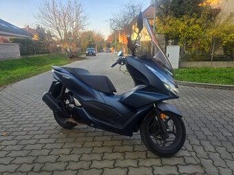 skútr Honda PCX 125  2024
