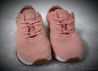 Sportovní vzdušné tenisky Gant velikost 40