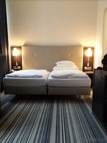 16x postele z hotelu boxspring vcetne kvalitni matrace