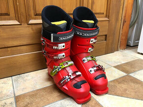 Lyžařské boty přeskáče lyžáky SALOMON červené