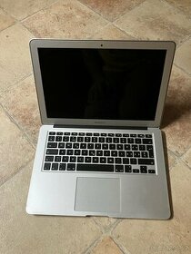 MacBook Air model 1466 - 1