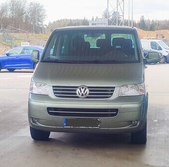 Volkswagen Caravelle T5 
2.5 TDi
128 KW