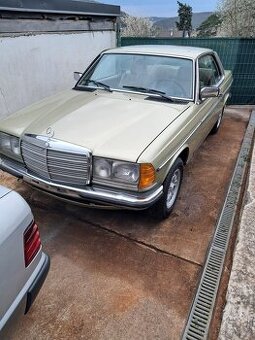 Mercedes-Benz  230 CE kupé