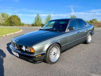 BMW e34 520i