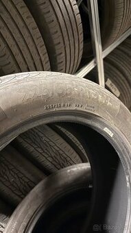 225/55/19