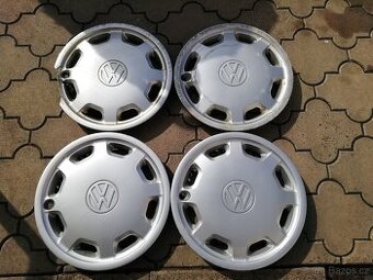 Originální poklice VW Golf III, 1HM601147