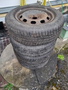 Zimní pneu+disky Škoda Octavia I