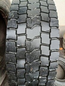 nákladní záběrové pneu 285/70R19,5 Pirelli TR01