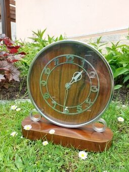 Hodiny Art Deco
